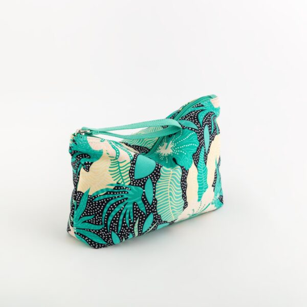 Marettimo Woman  Necessaire