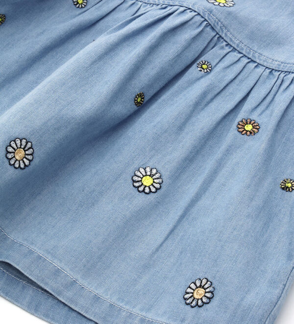 Flower market baby girl denim dress – Image 3