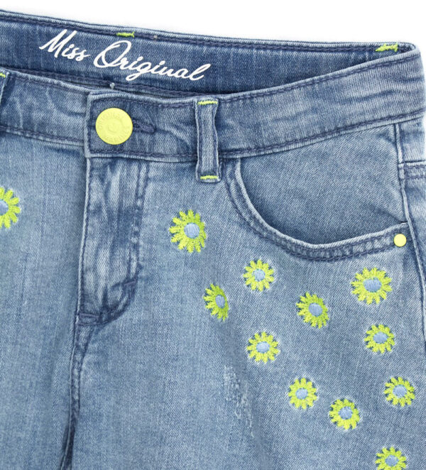 Bright Summer Girl Shorts In Demin – Image 5