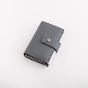 new 6754 man credit card holders