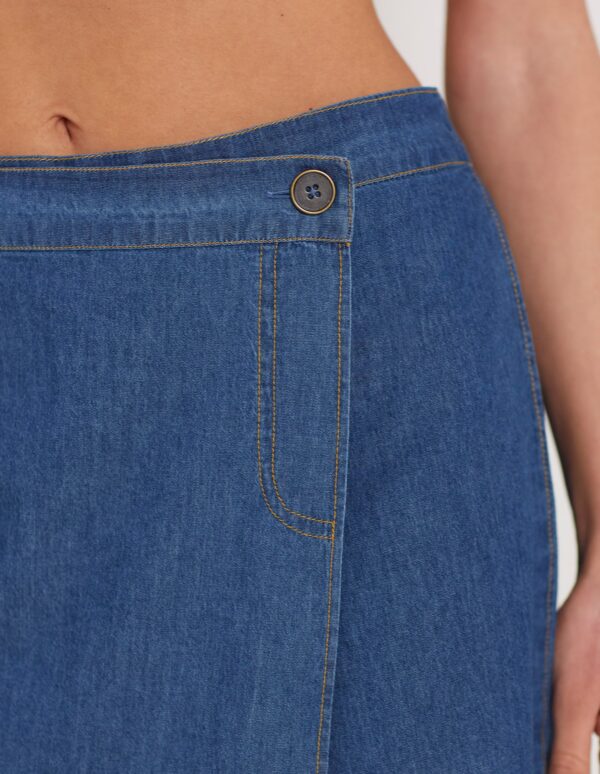 Denim Woman Shorts 2 – Image 4