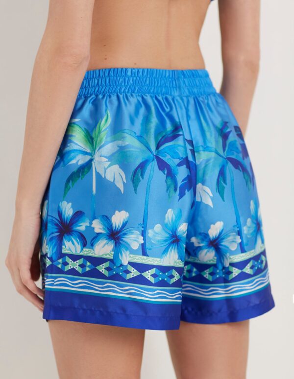 Akila Woman Shorts – Image 4