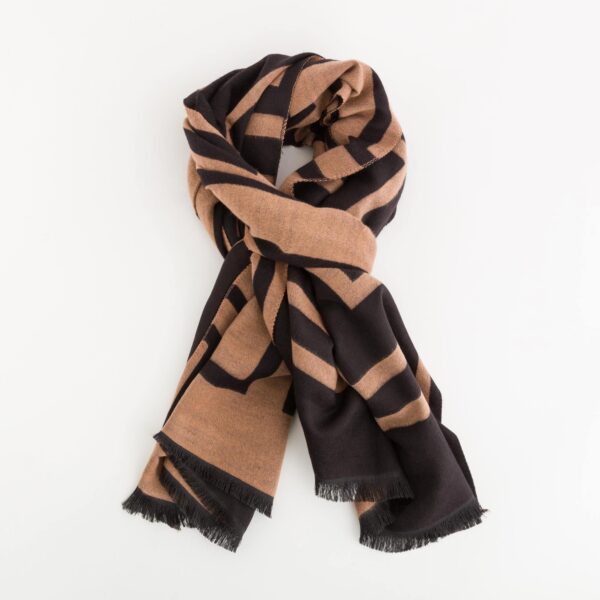 Kilimangiaro Woman Scarf 4