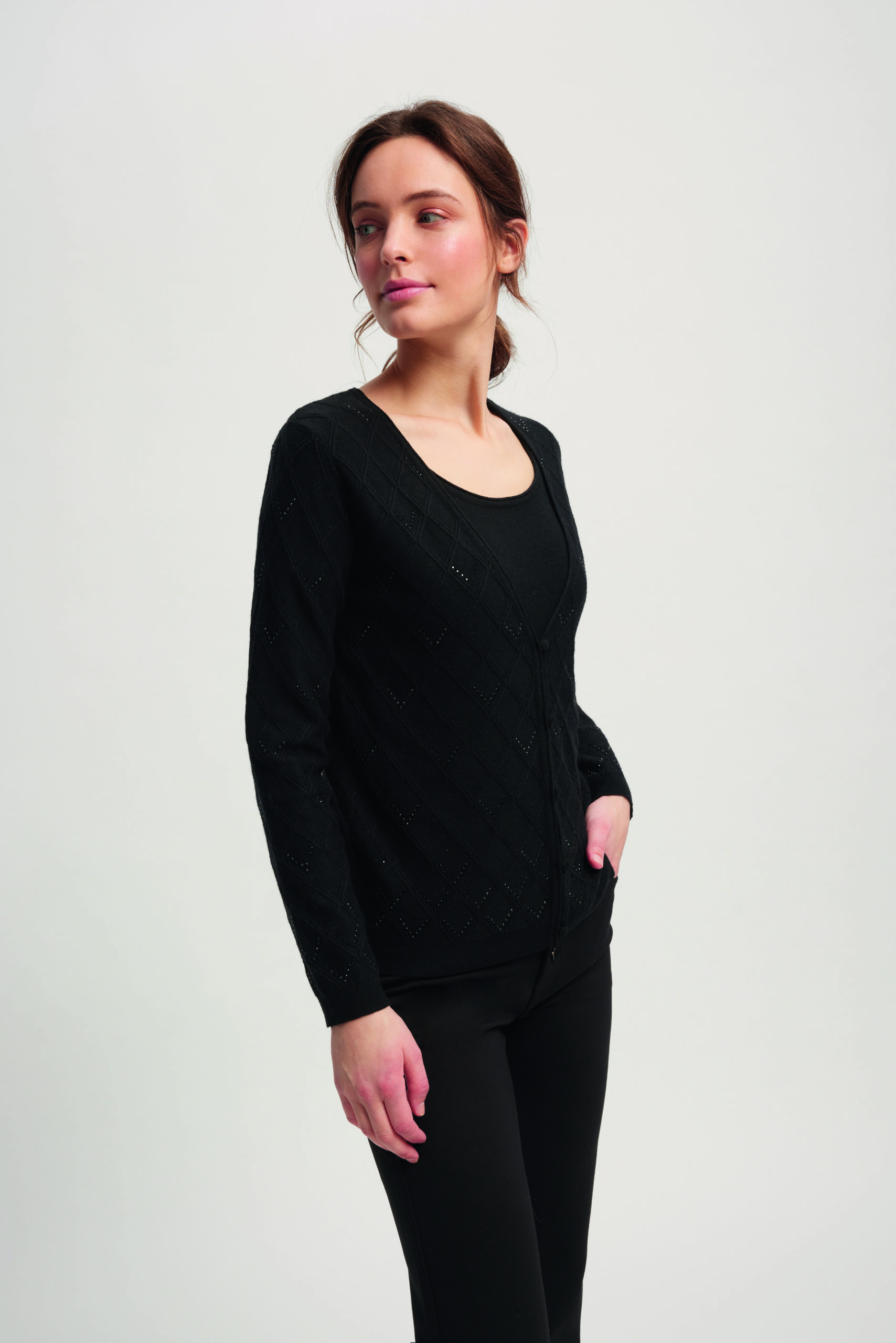PULL LIVIA