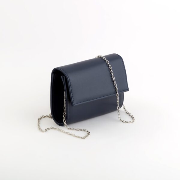 Margarita Woman crossbody 2