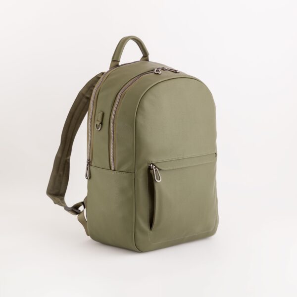 capable pro man backpack 1 – Image 4