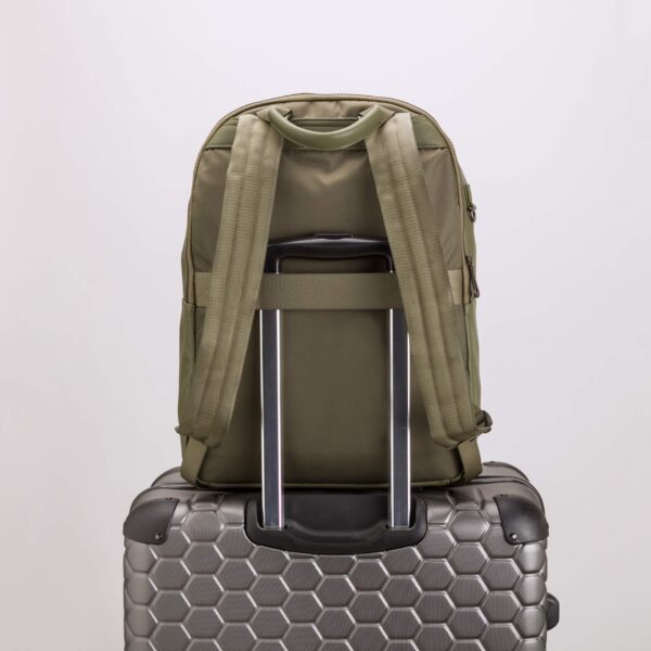 capable pro man backpack 1 – Image 11