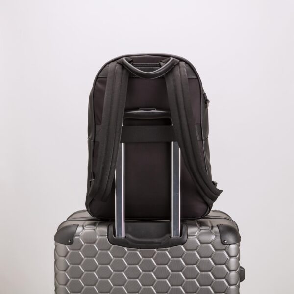 capable pro man backpack 2 – Image 5