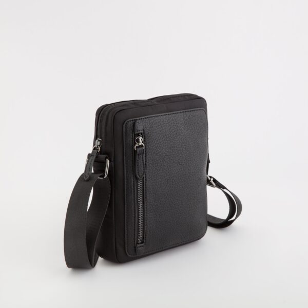 Trade Pro Crossbody