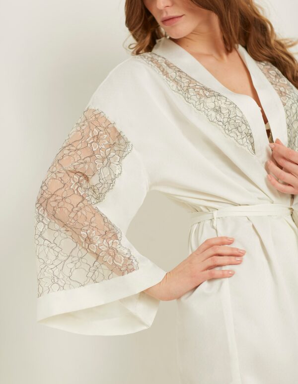Ladylike Woman Kimono – Image 4