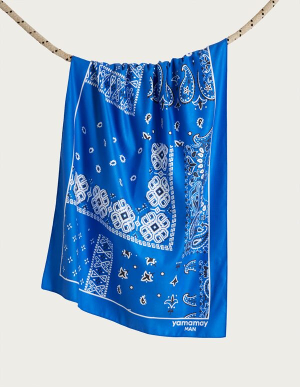 Passepartout Man Beach towel 1