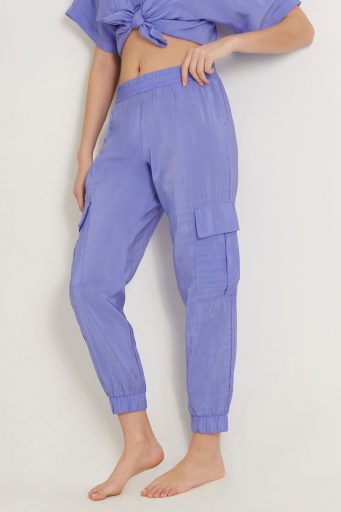 Summer Glam Woman Full-Long Trousers 2