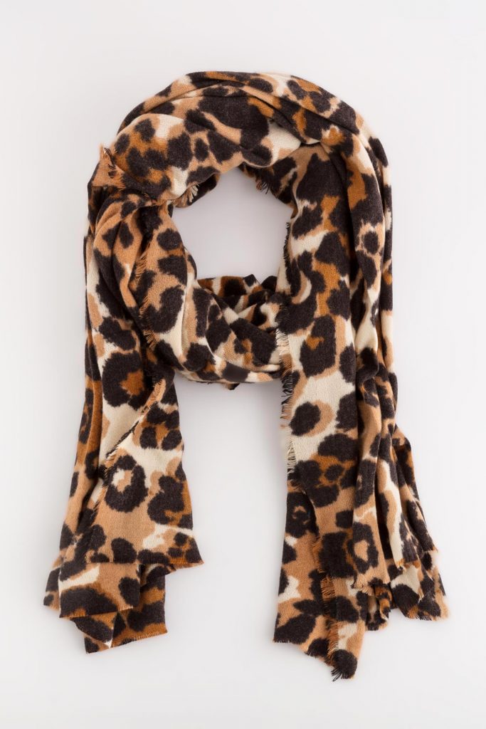 claviere woman scarves 2
