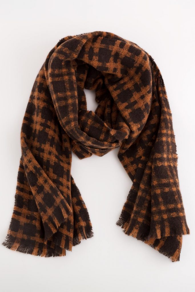 claviere woman scarves 3
