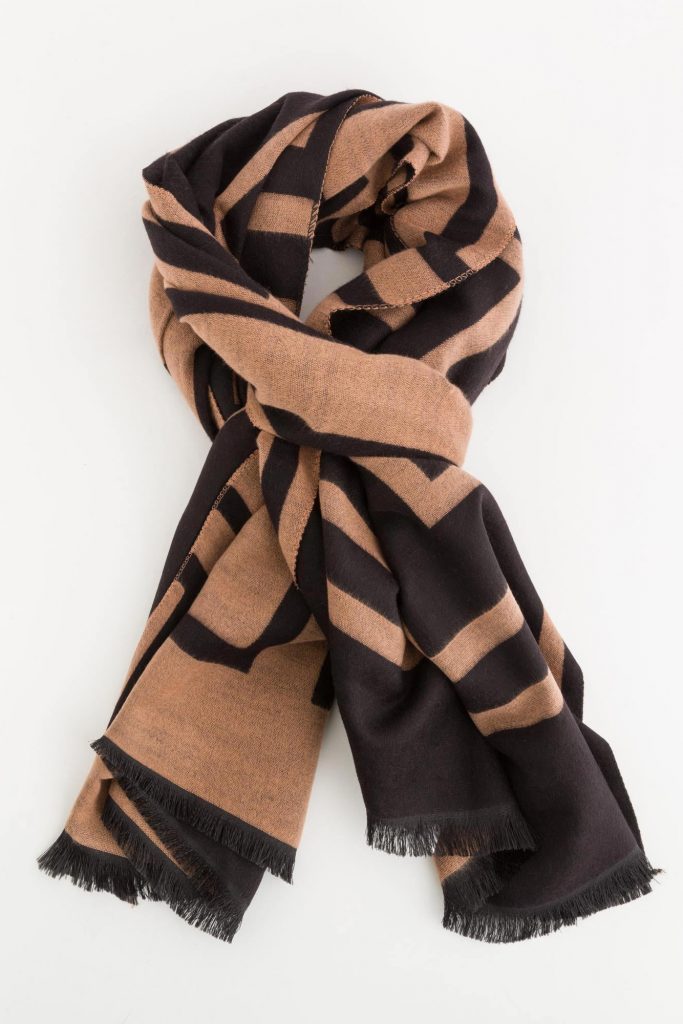 Kilimangiaro Woman Scarf 4