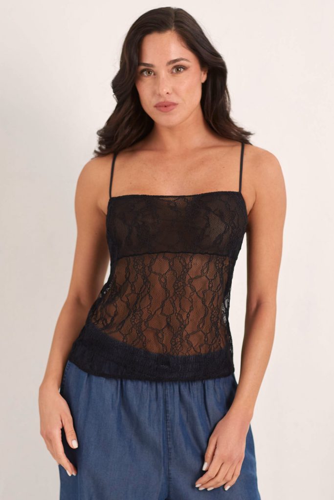 Easy Lace Woman Top 3