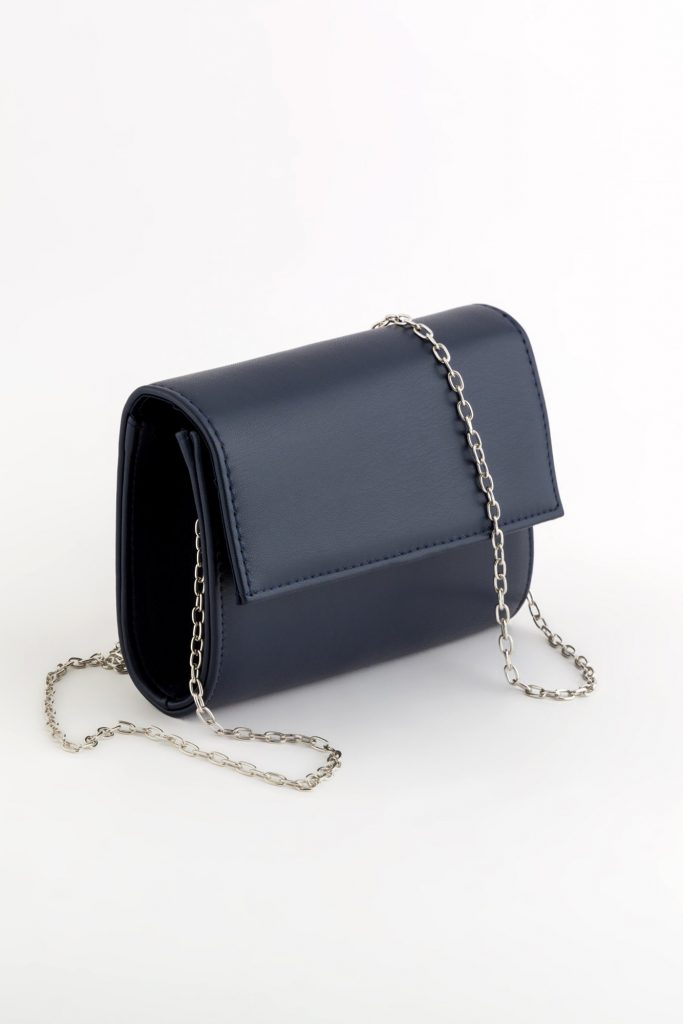 Margarita Woman crossbody 2