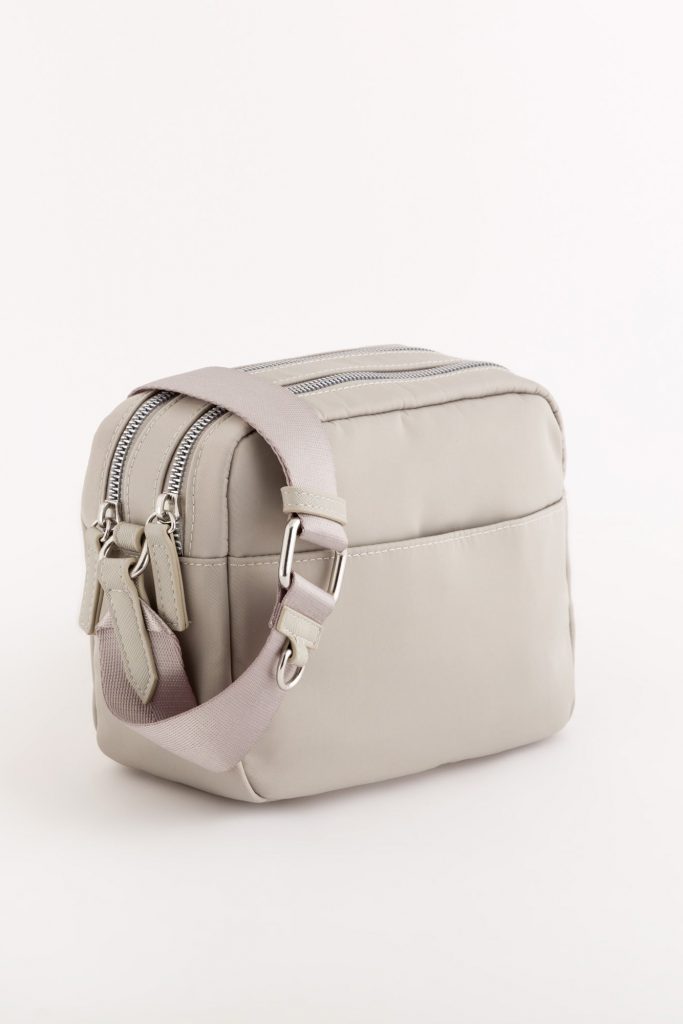 Trevis Bags Woman Small Crossbody 2
