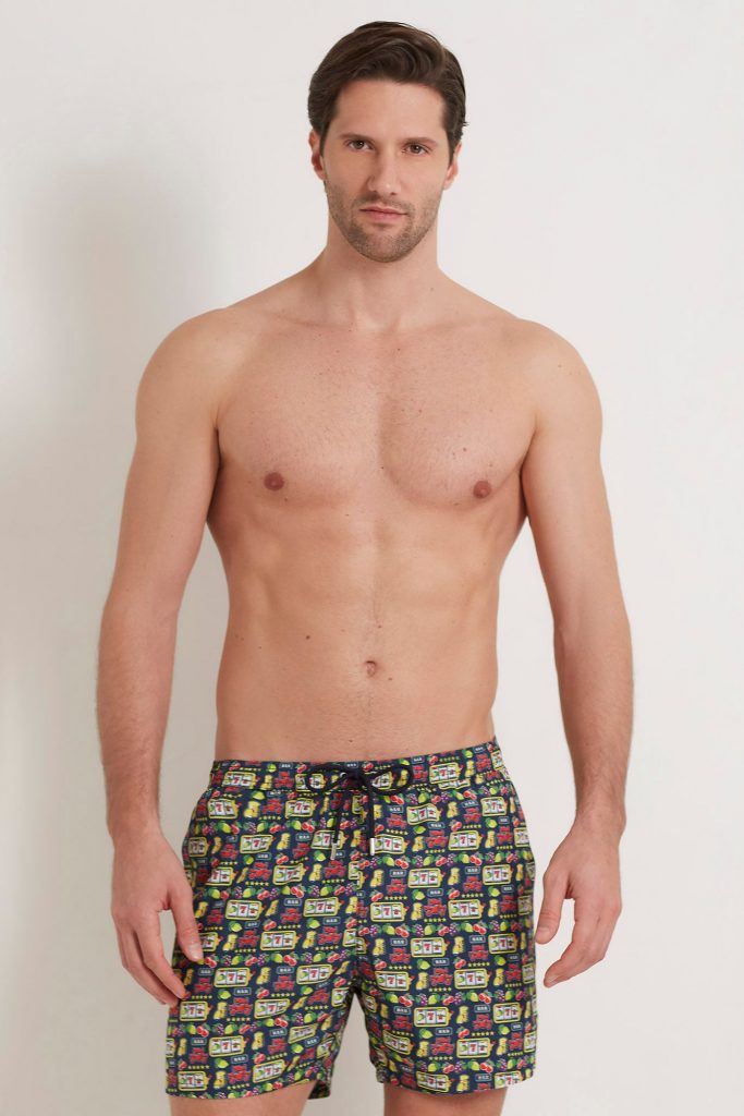 Funny II Man Medium boardshorts 1
