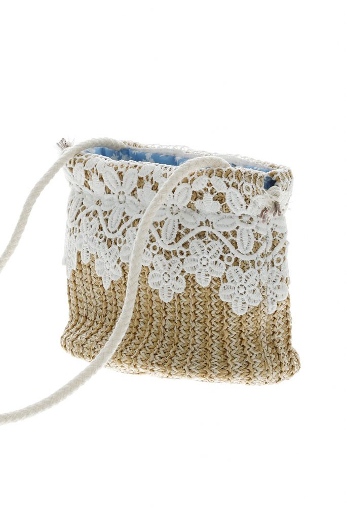Basico spring girl straw effect bag