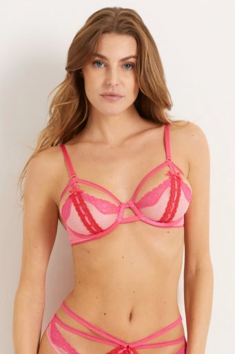 Bombshell Woman Balcony Bra