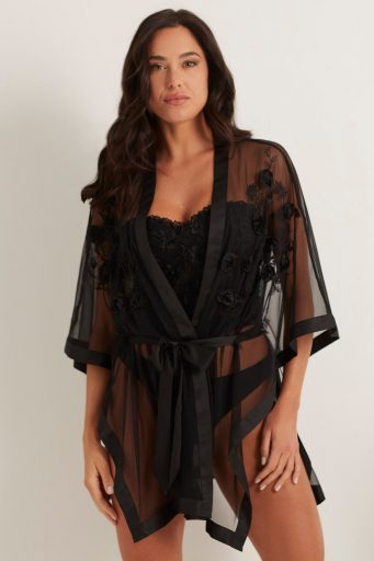Lady Rose Woman Kimono