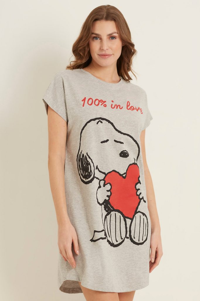 Snoopy Love Woman Short-Sleeve Nightshirt