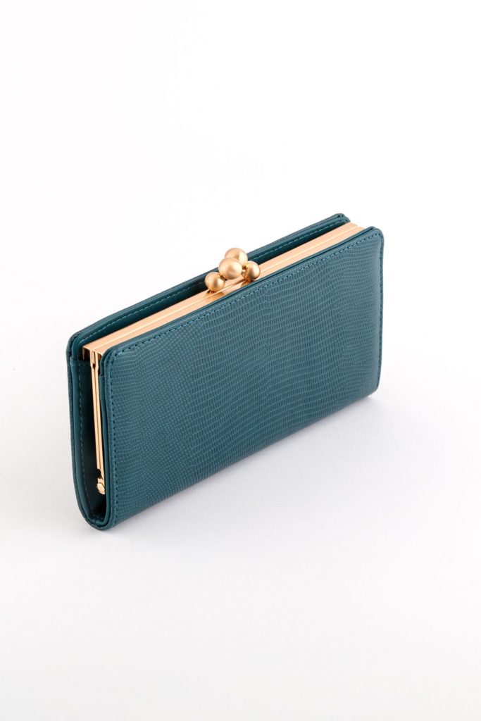 cassandra v3 wallet woman wallet