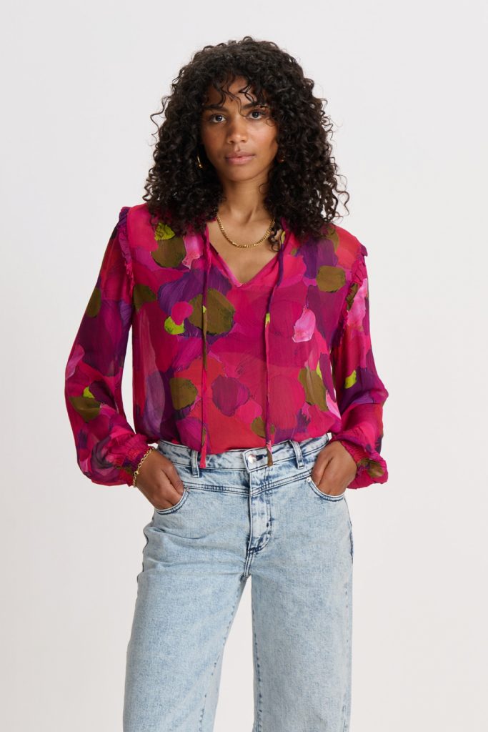 TOP – Brushwork Fiery Pink